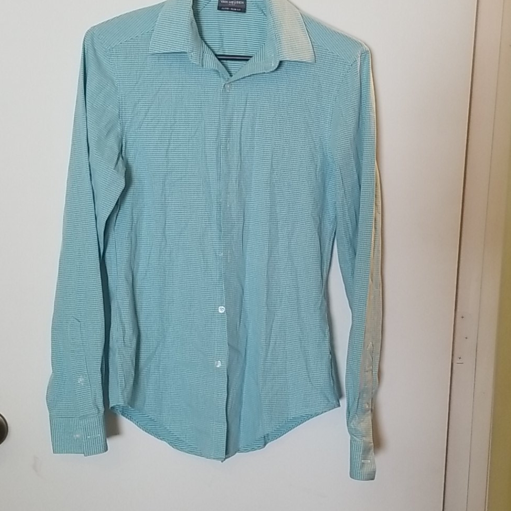 Van Heusen Flex Button Down